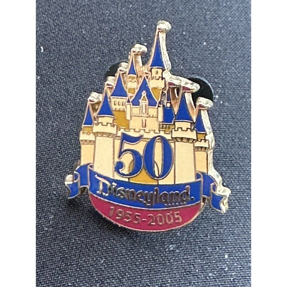 Disney Cast Exclusive Disneyland 50th Anniversary Sleeping Beauty Castle Pin